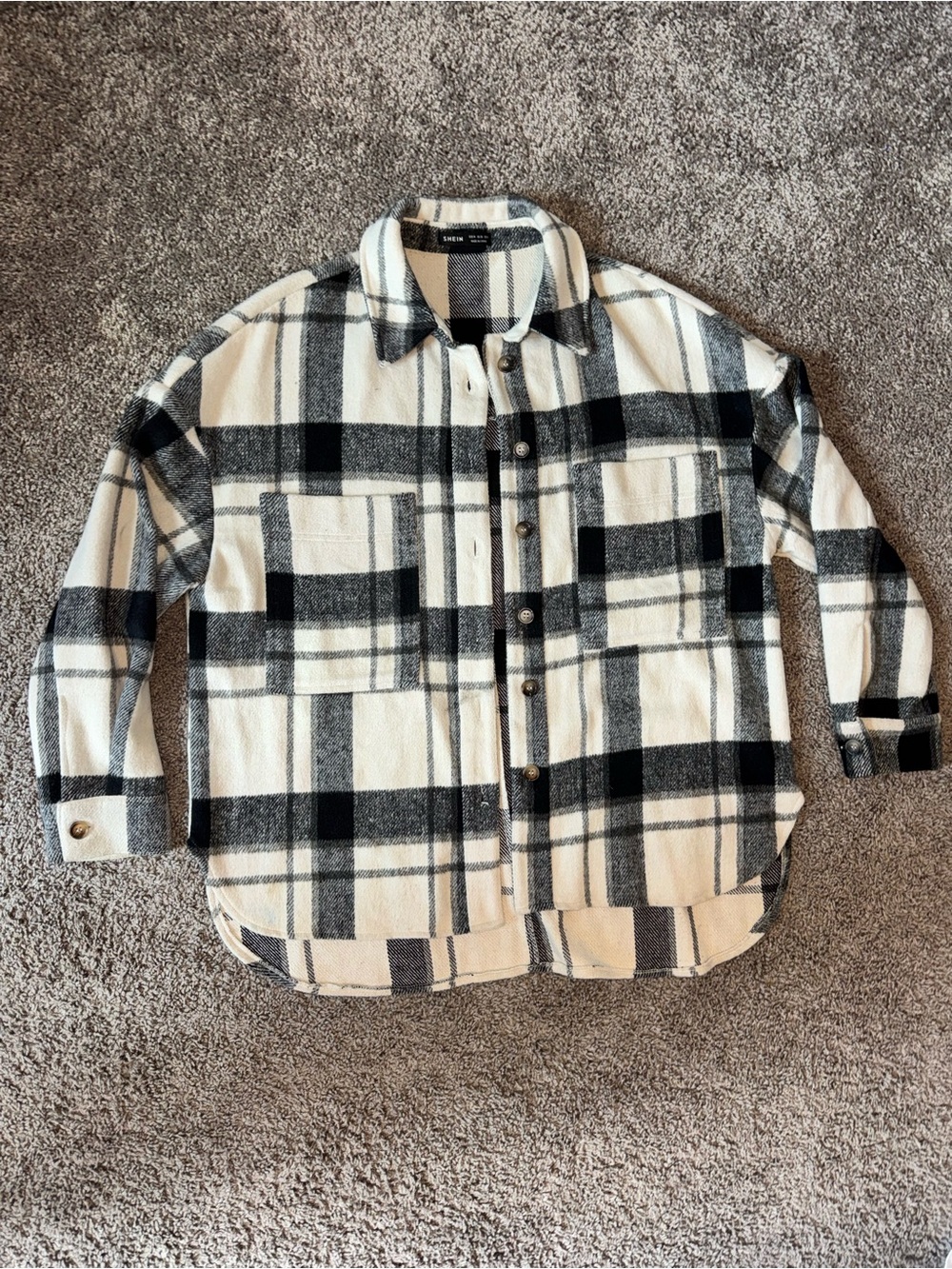 SHEIN Women’s Medium Oversized Black & White Plaid Button-Up Shacket